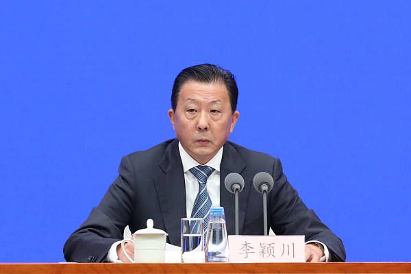 午夜精品福利视频